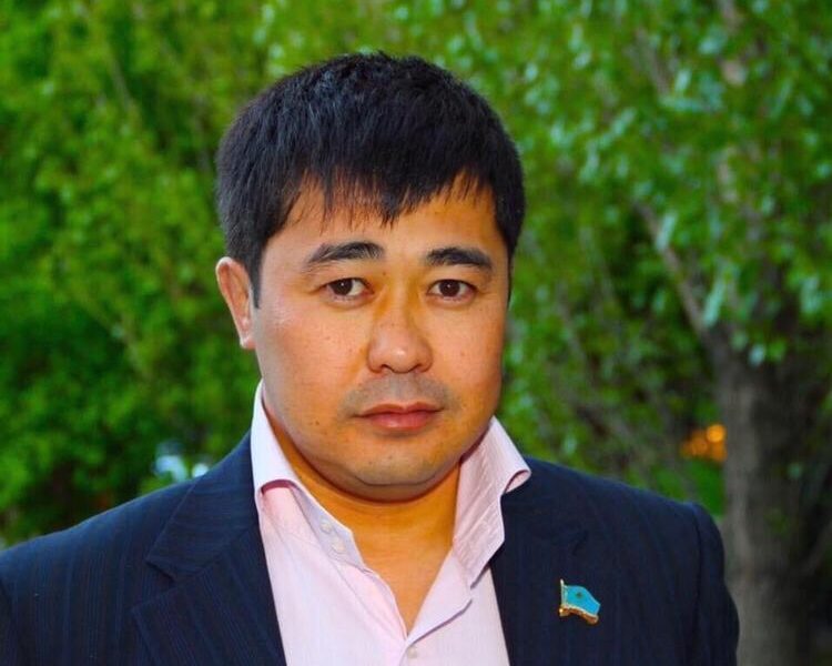 Главный тренер сборной Казахстана по борьбе
